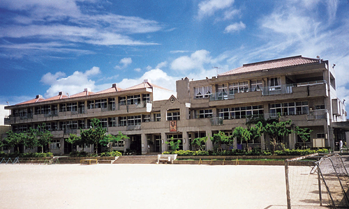 松川小学校