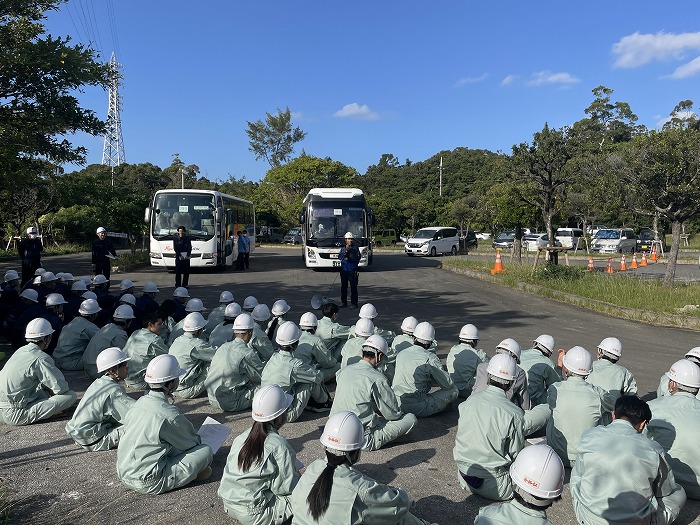 【嘉手納野球場】工業高校生が建設現場を見学にきました！